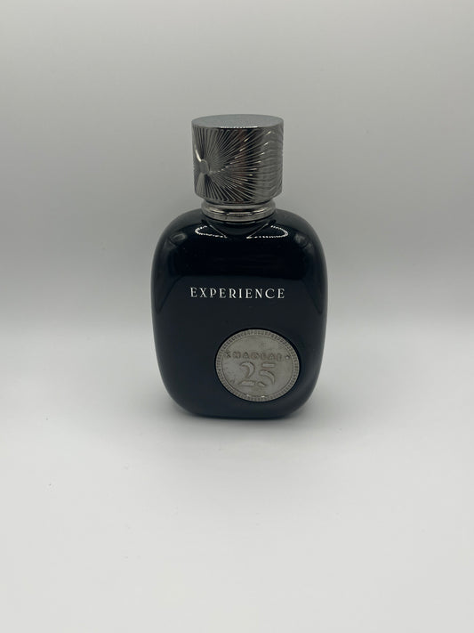 Khadlaj 25 Experience decant – fresh woody fragrance inspired by Le Male Le Parfum with bergamot, cardamom, fig wood, incense, and sandalwood.

