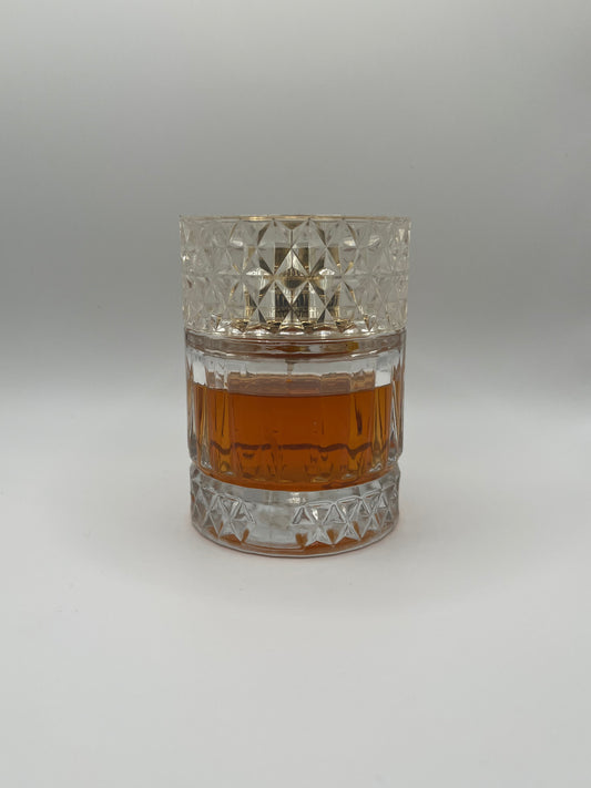 Sharaf Blend perfume decant – inspired by Angels Share, featuring notes of dates, saffron, vanilla, and amberwood.

