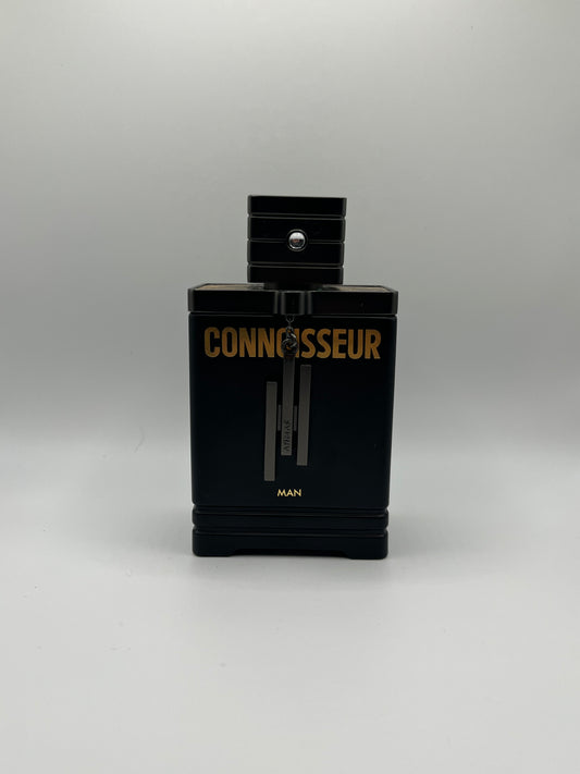 Connoisseur Man decant – fresh aromatic woody fragrance inspired by Y Le Parfum with grapefruit, ginger, lavender, tonka bean, and patchouli.

