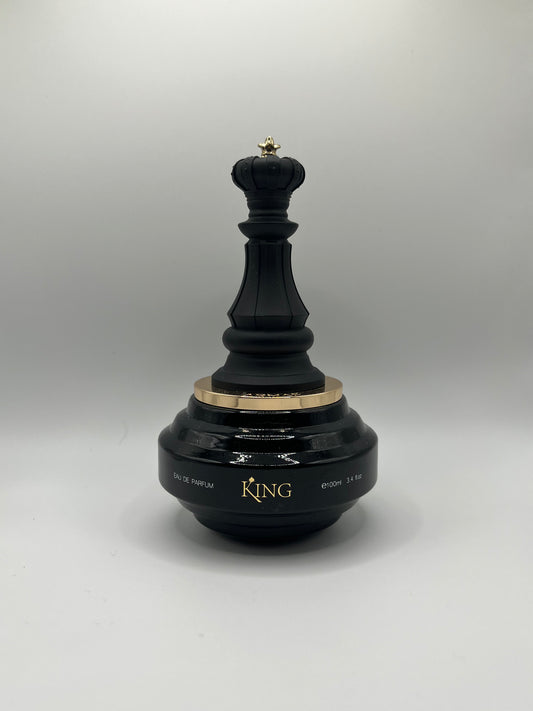 Checkmate King decant – sweet woody gourmand fragrance with mirabelle, chestnut, amber, sandalwood, and spices.

